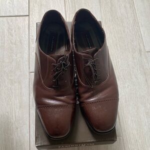 Mens dress shoes 👞.. Preloved